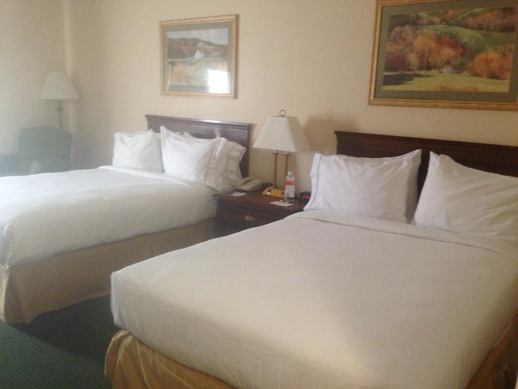 Holiday Inn Express Mount Pleasant- Scottdale, An Ihg Hotel Bilik gambar